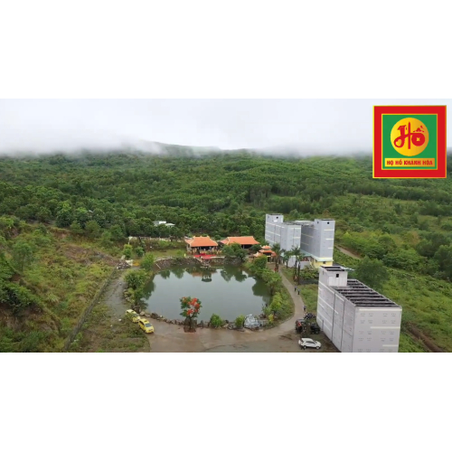 Vị trí tọa lạc và bối cảnh hình thành