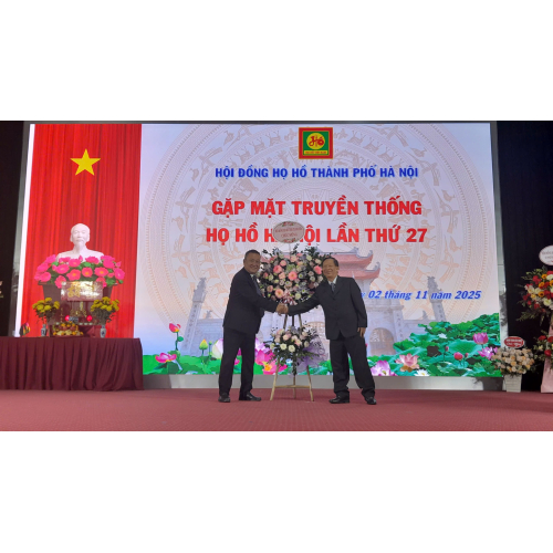 Không khí trang trọng - Nghĩa tình lan tỏa